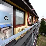 Pokoiki Krotka10 Устроне-Морске