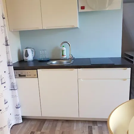 Pokoiki Krotka10 منزل للإقامة *