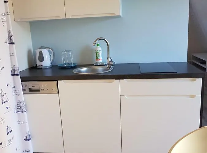 Pokoiki Krotka10 Δωμάτια σε οικογενειακή κατοικία *